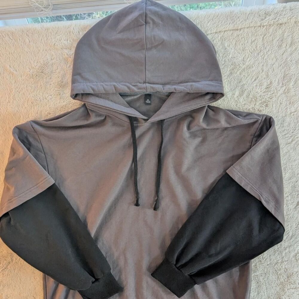 Unbranded Men's Grey and Black Hoodie